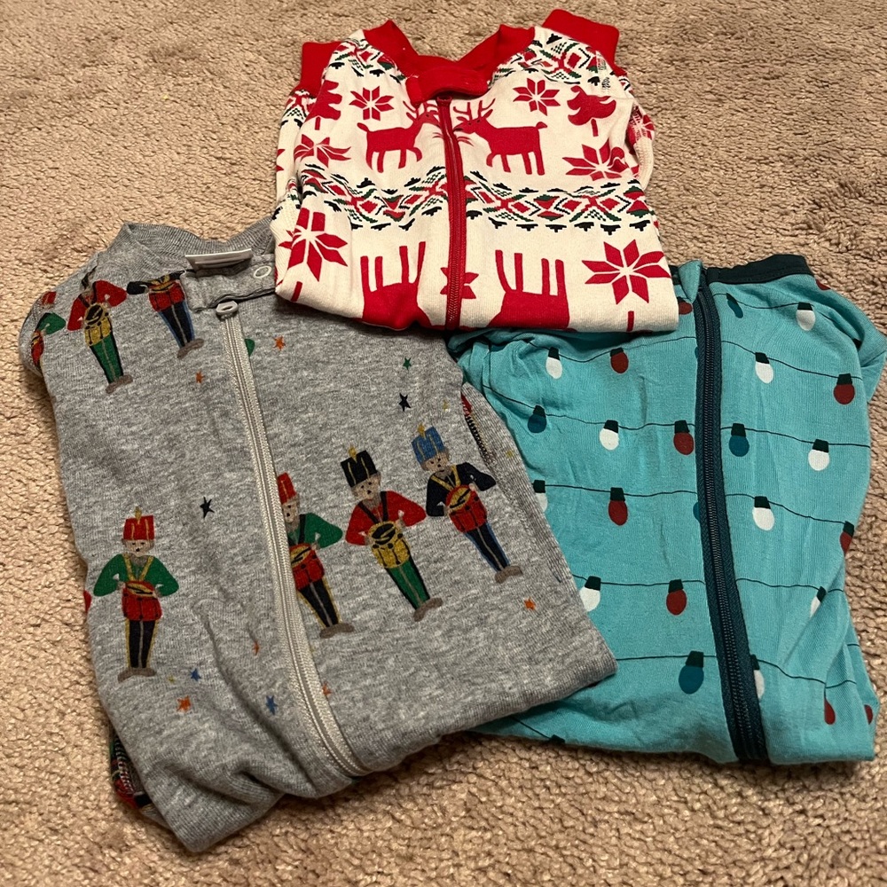 Hanna Andersson holiday pajama lot size 3-6 months